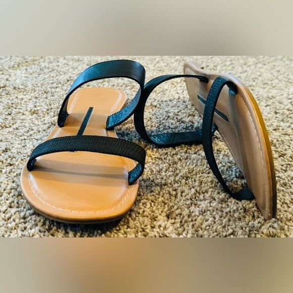 NEW DIRECTIONS Belks Woman's Sandals - Flat Slides Size 11 Black Leather… - Picture 5 of 7